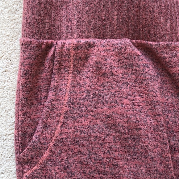 Zenergy by Chico’s Soft Essentials Cowlneck Tunic and Joggers - Picture 9 of 10